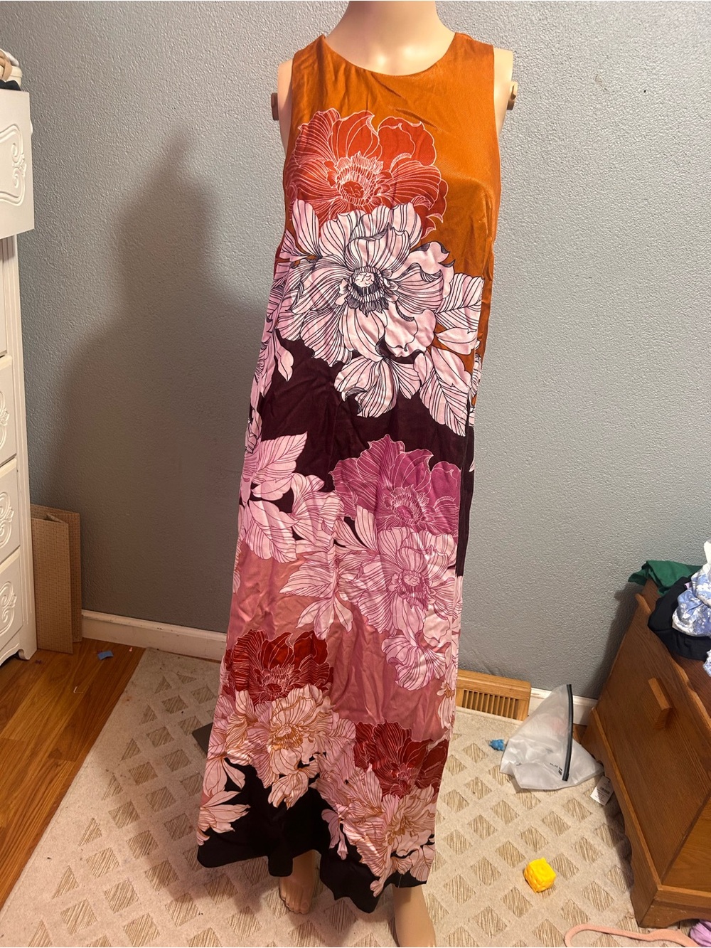 Maeve Anthropogie floral
Twist back maxi dress size xsmall - Picture 4 of 13